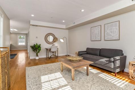 5 Pleasant Street Kittery ME 03904