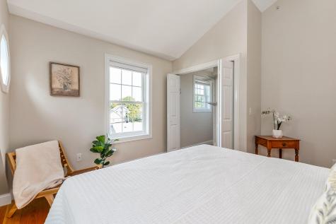 5 Pleasant Street Kittery ME 03904