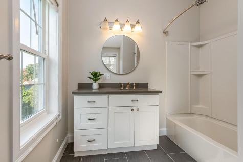 5 Pleasant Street Kittery ME 03904