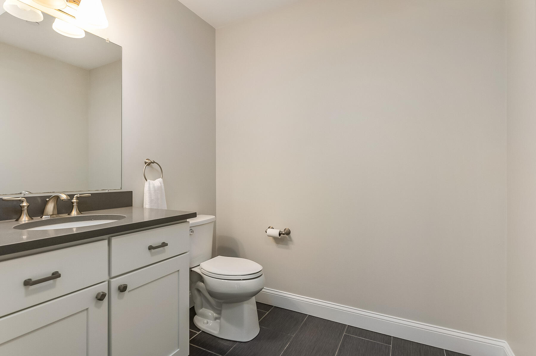 5 Pleasant Street Kittery ME 03904