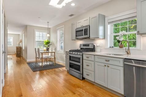 5 Pleasant Street Kittery ME 03904