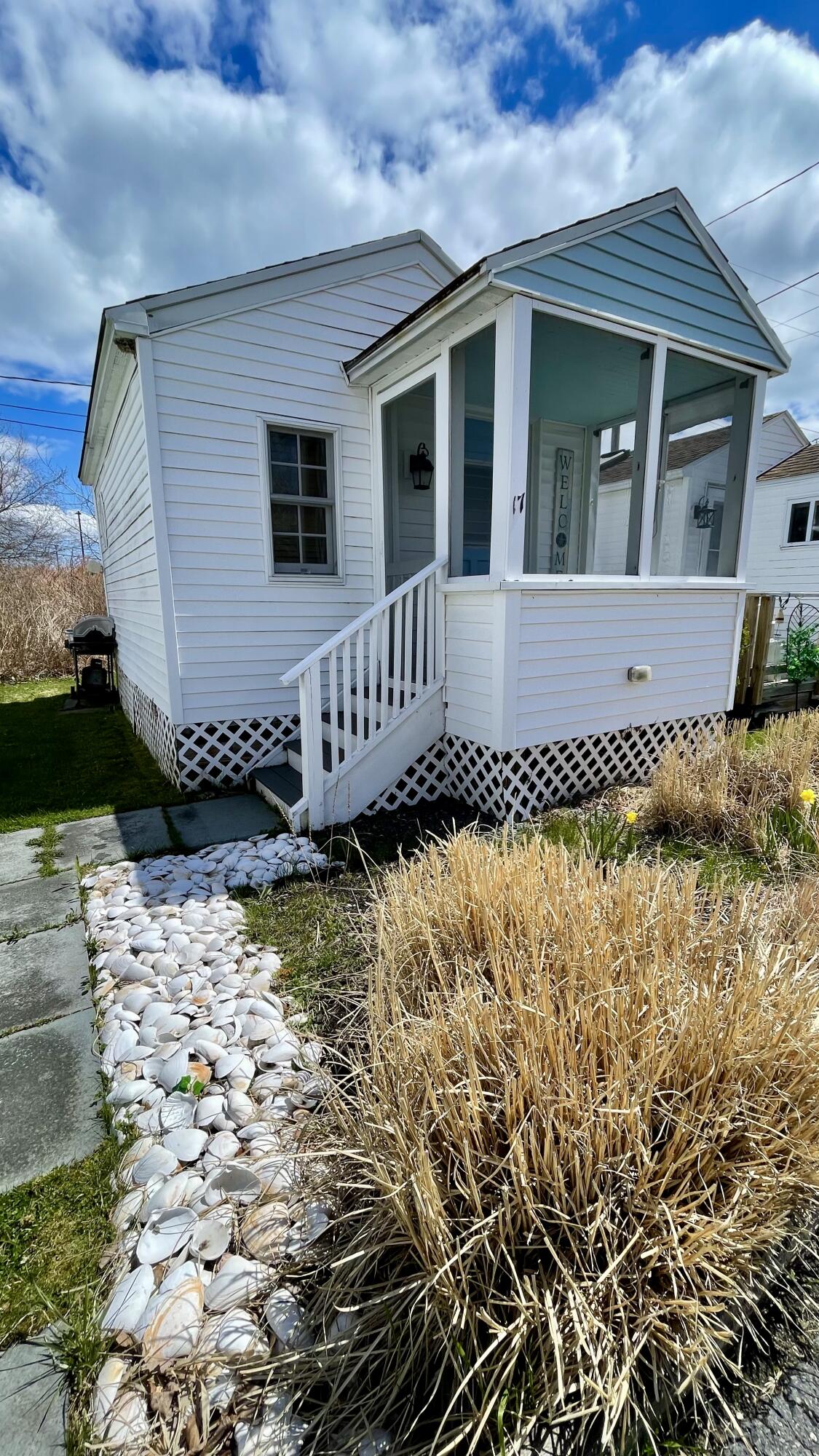 9 E Grand Avenue Scarborough ME 04074