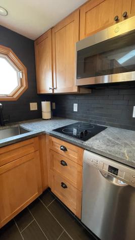 9 E Grand Avenue Scarborough ME 04074