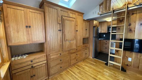9 E Grand Avenue Scarborough ME 04074