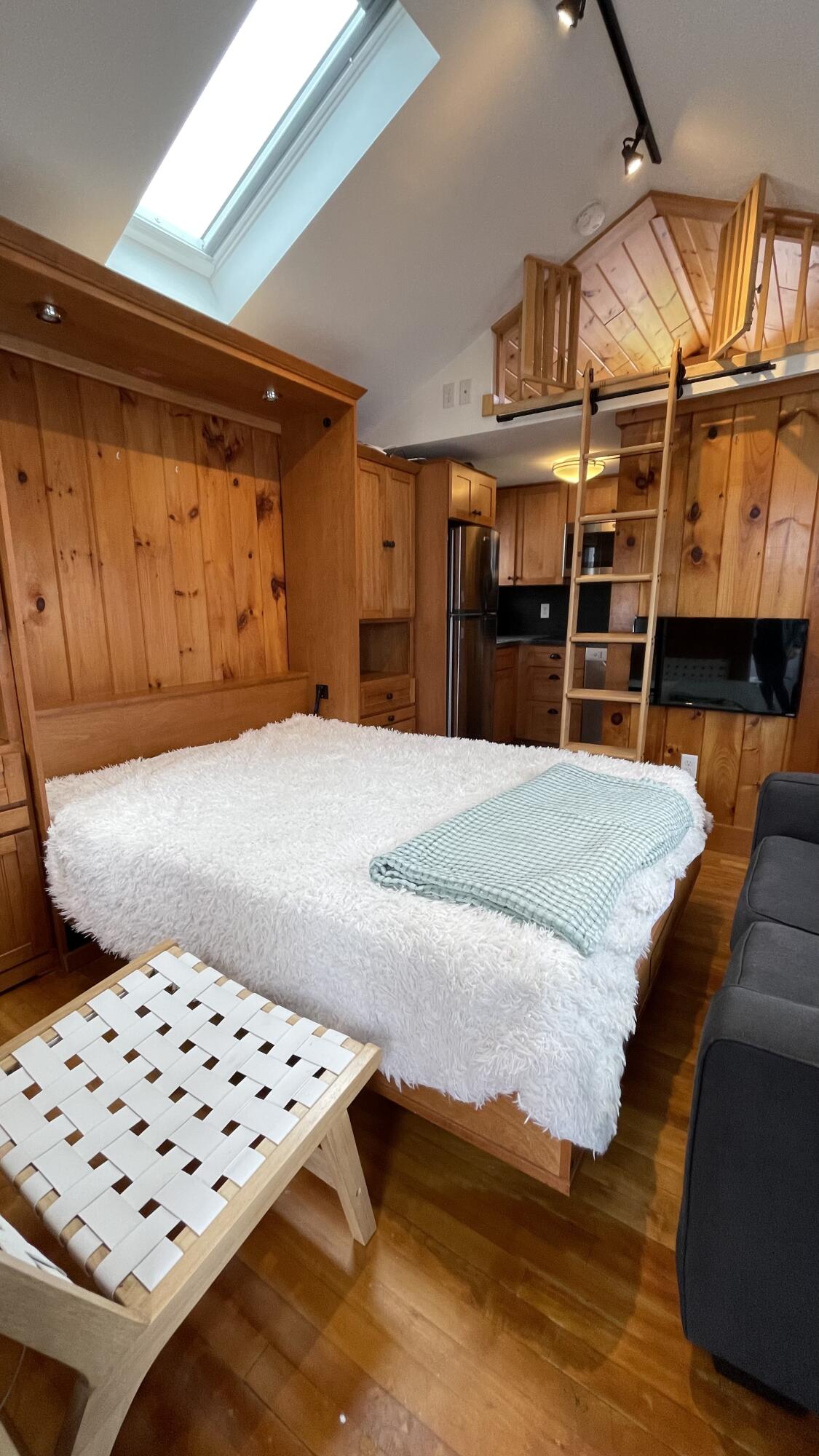 9 E Grand Avenue Scarborough ME 04074