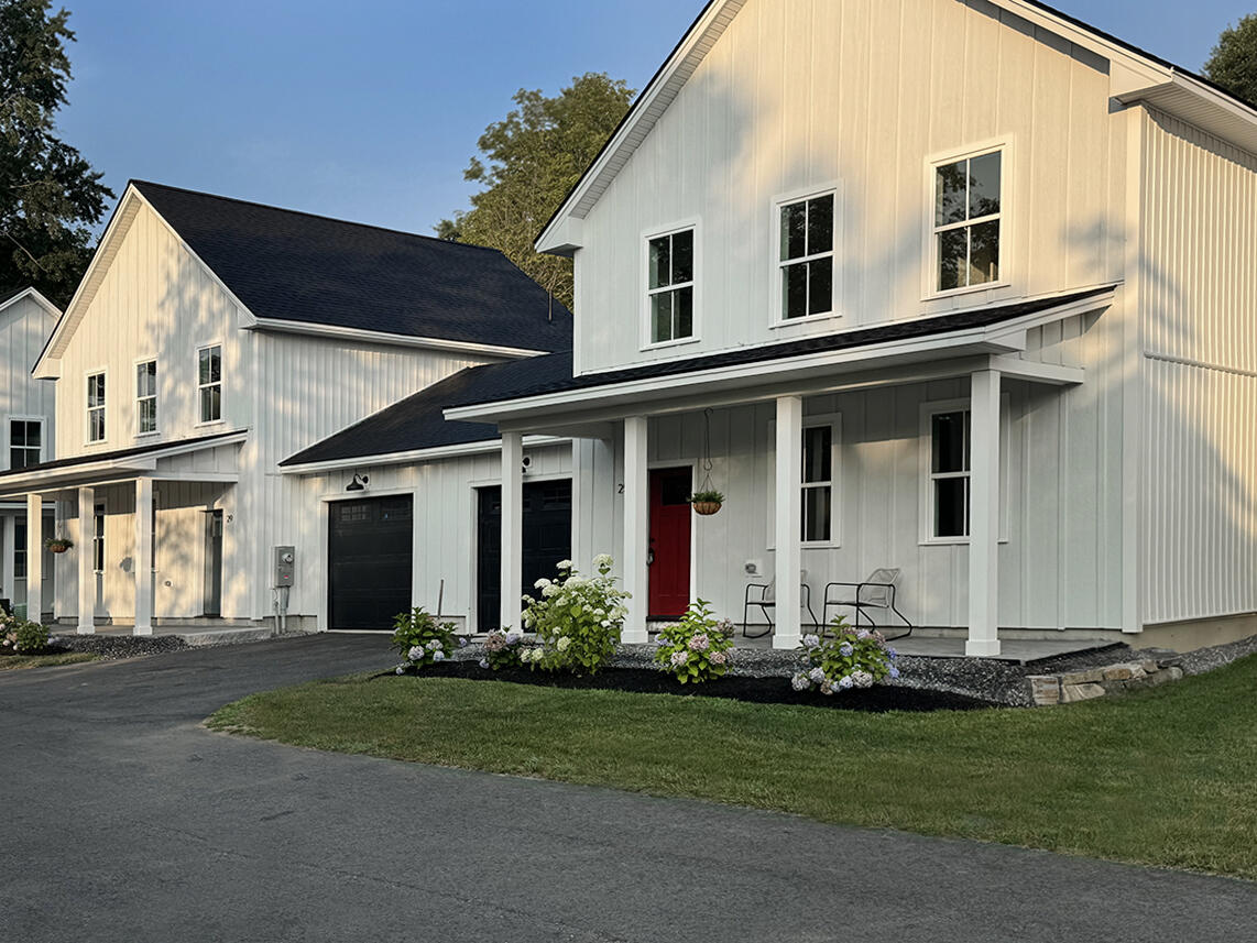 21 Magnolia Lane Gardiner ME 04345