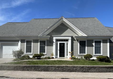 42 Farragut Way Kennebunk ME 04043