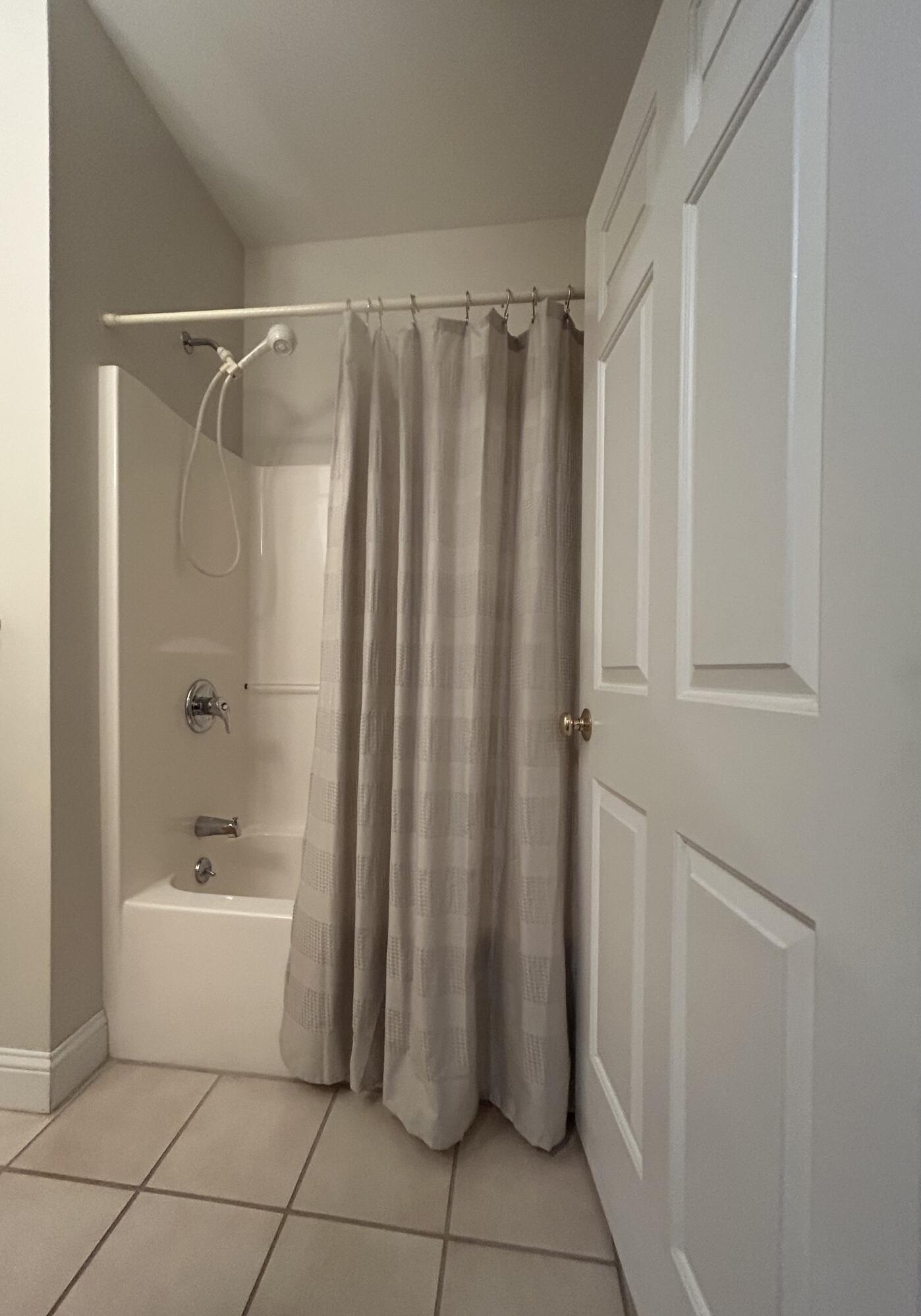 42 Farragut Way Kennebunk ME 04043
