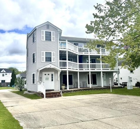 133 W Grand Avenue Old Orchard Beach ME 04064