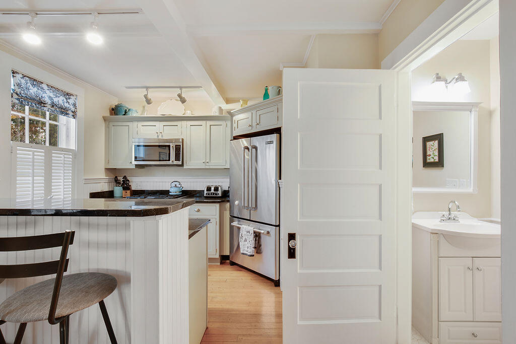 25 Shore Road Ogunquit ME 03907