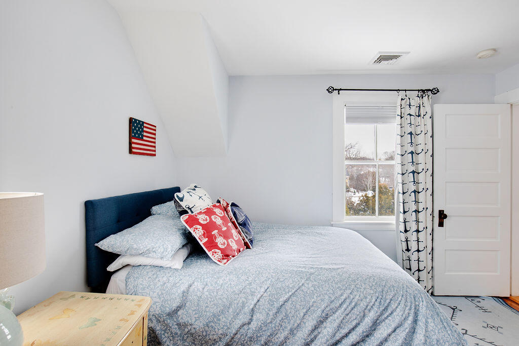 25 Shore Road Ogunquit ME 03907