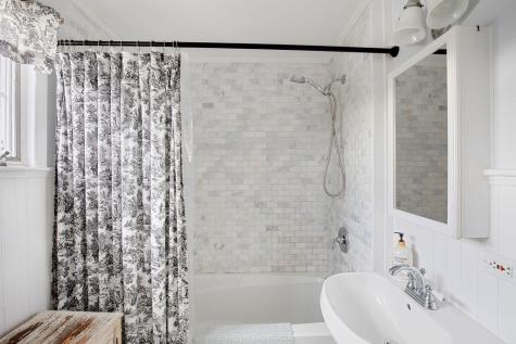 25 Shore Road Ogunquit ME 03907