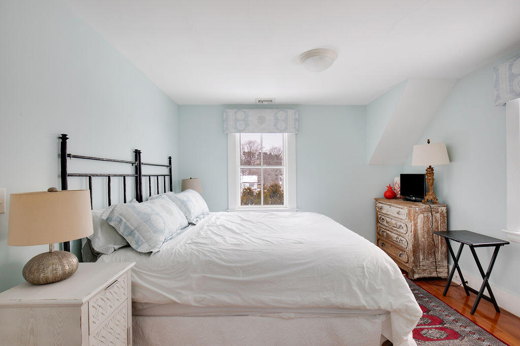25 Shore Road Ogunquit ME 03907