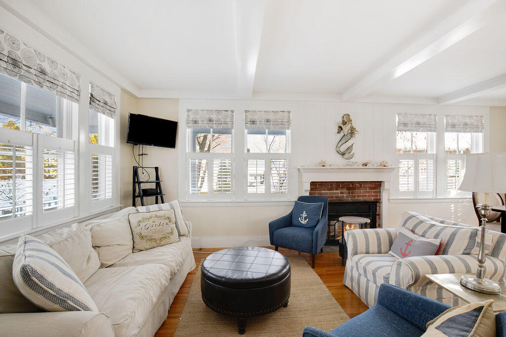 25 Shore Road Ogunquit ME 03907