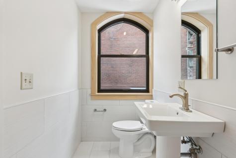 26 Thomas Street Portland ME 04102