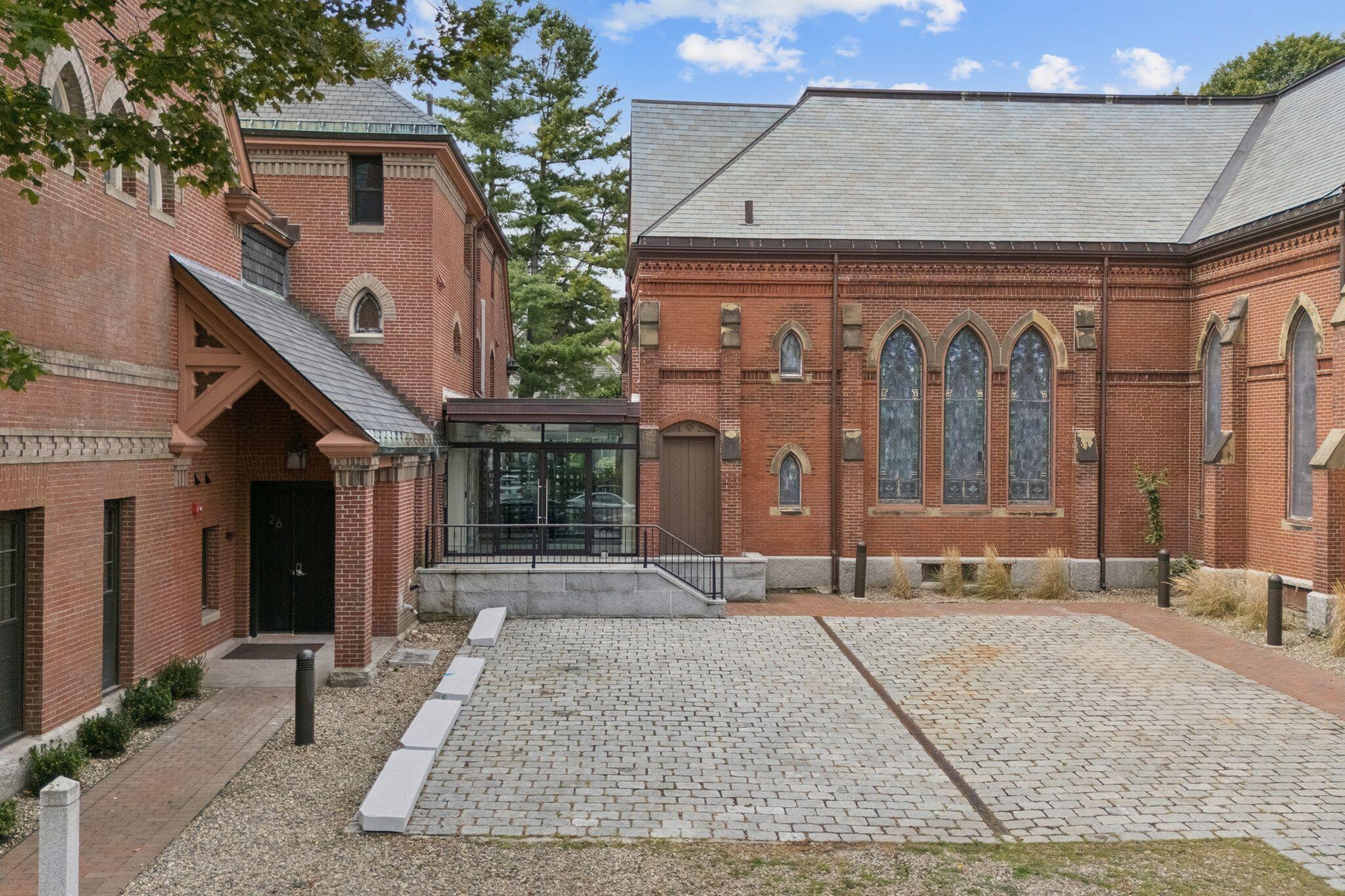 26 Thomas Street Portland ME 04102