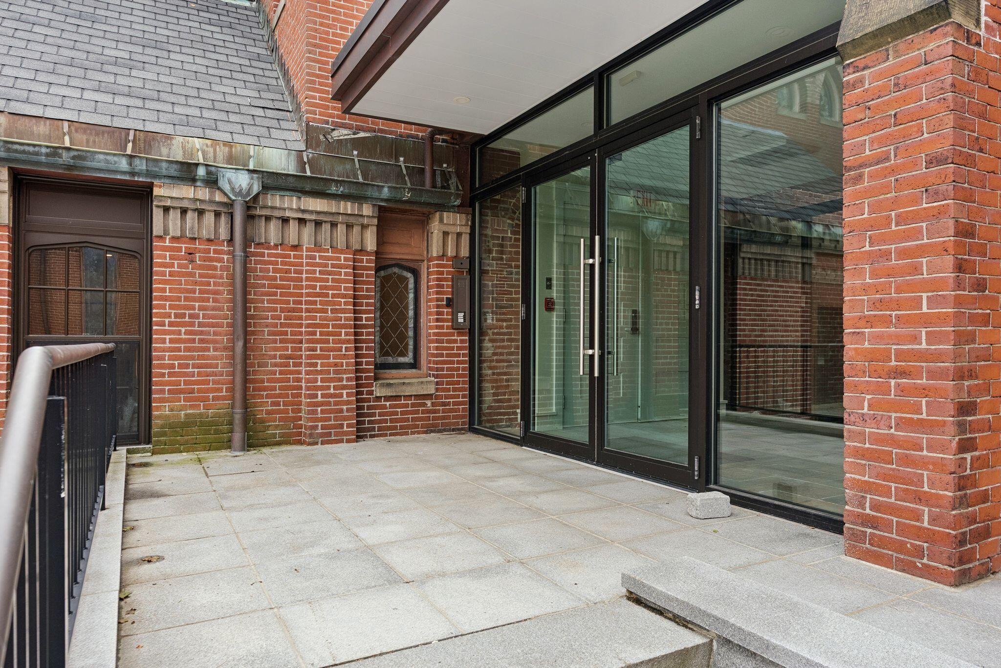 26 Thomas Street Portland ME 04102