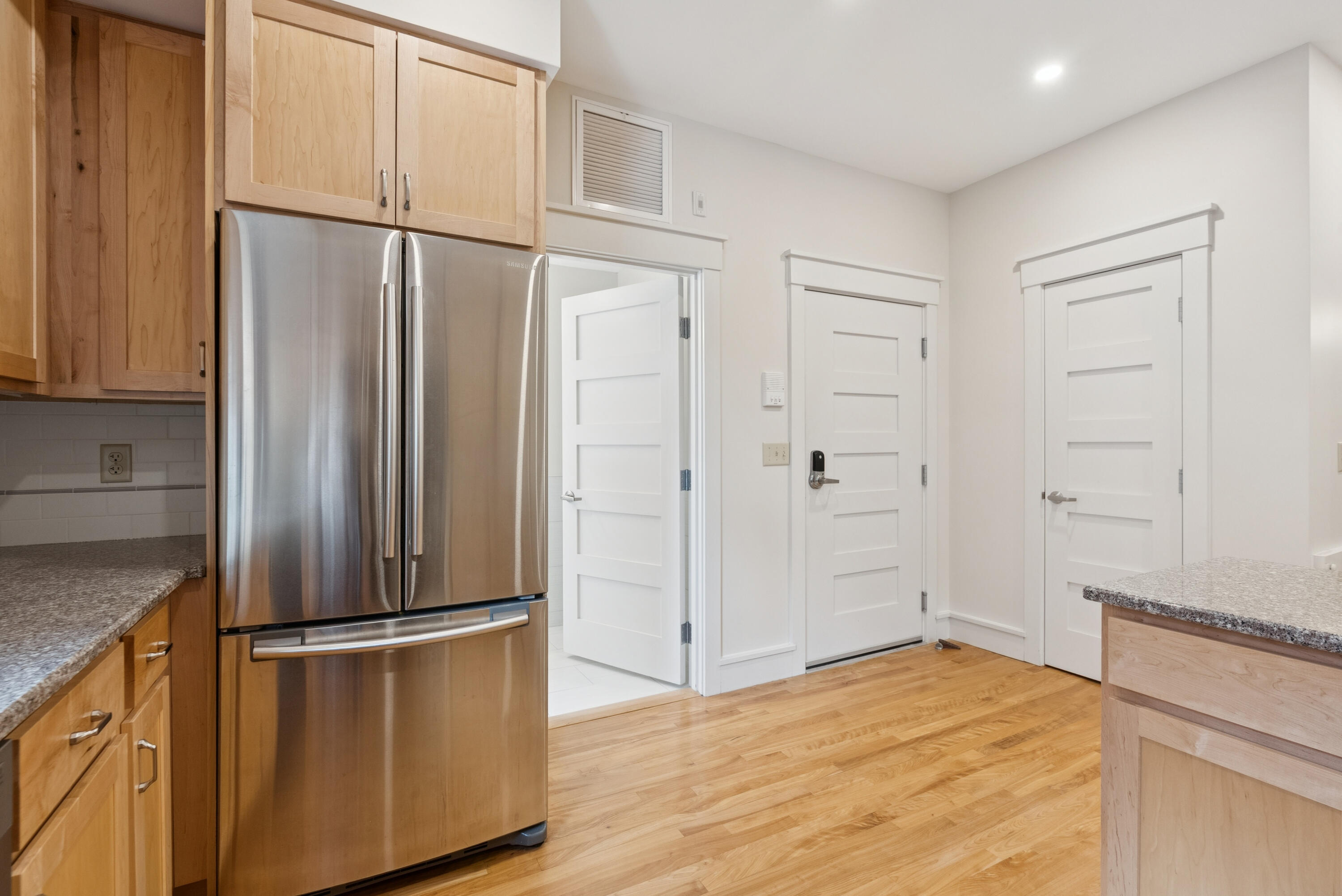 26 Thomas Street Portland ME 04102