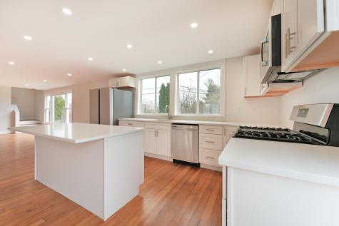 16 Ash Point Road Harpswell ME 04079