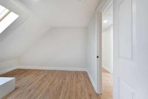 16 Ash Point Road Harpswell ME 04079