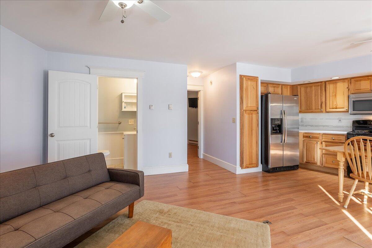 15 Hilltop Drive Rockport ME 04856