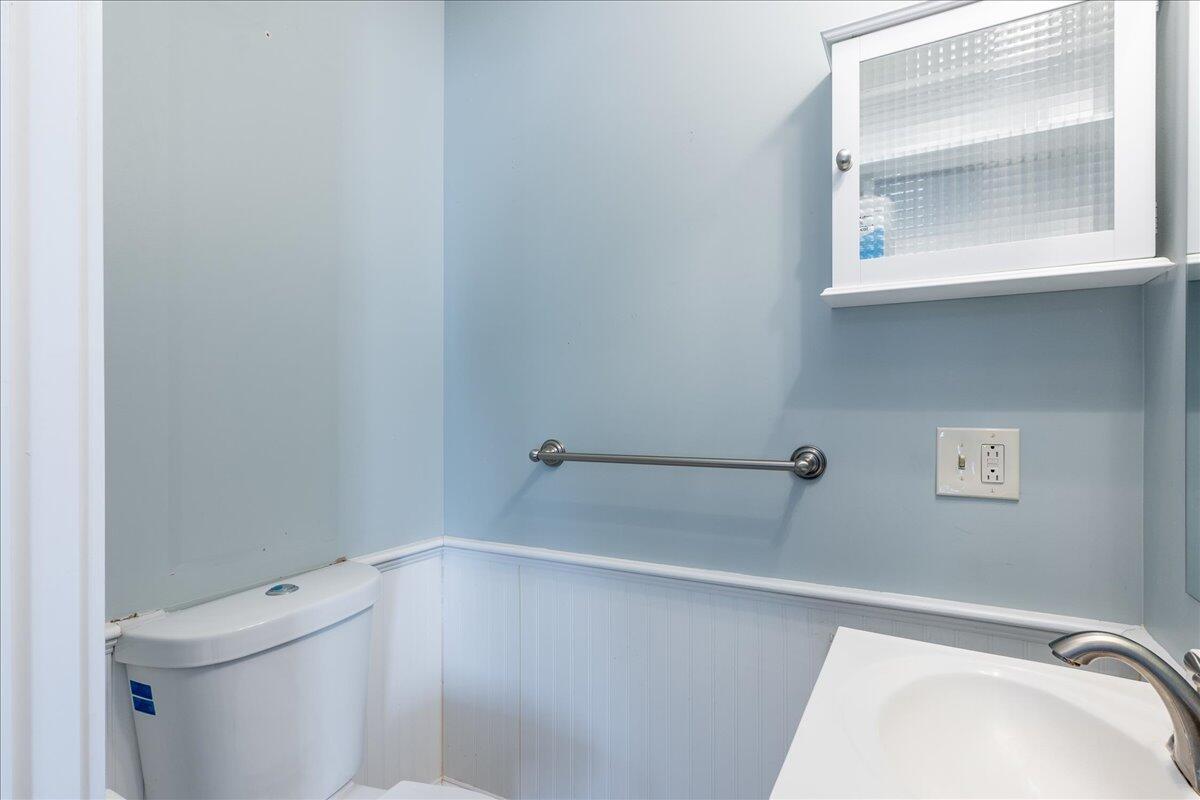 15 Hilltop Drive Rockport ME 04856