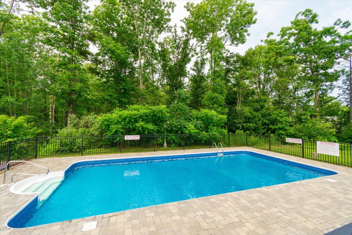 15 Hilltop Drive Rockport ME 04856