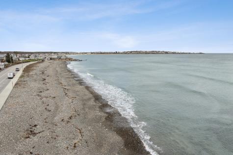 6 Dingle Road York ME 03909