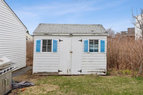 6 Dingle Road York ME 03909