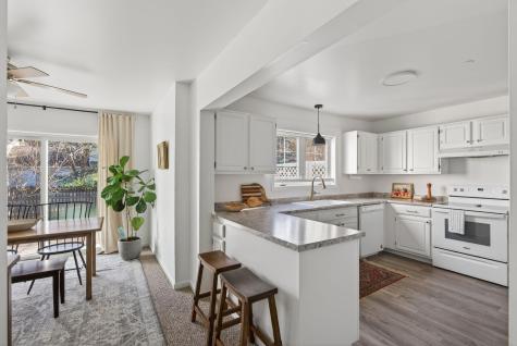 2 Chickadee Circle Brunswick ME 04011