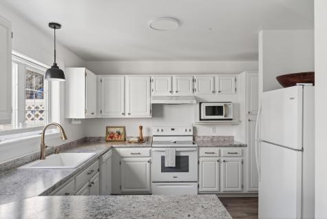 2 Chickadee Circle Brunswick ME 04011