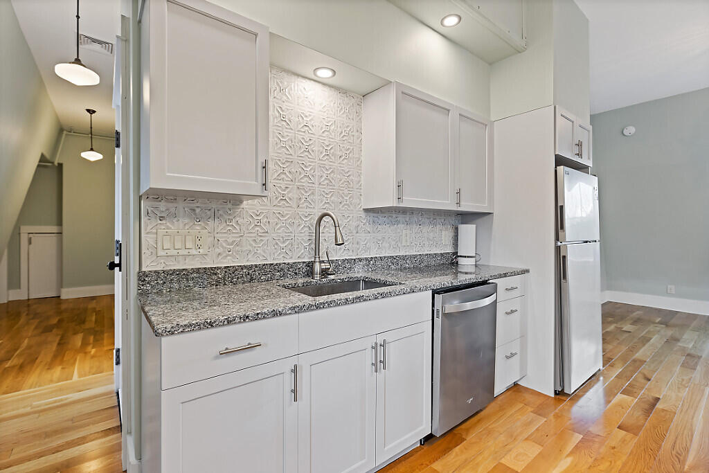 15 Middle Street Hallowell ME 04347