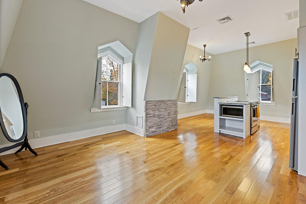15 Middle Street Hallowell ME 04347