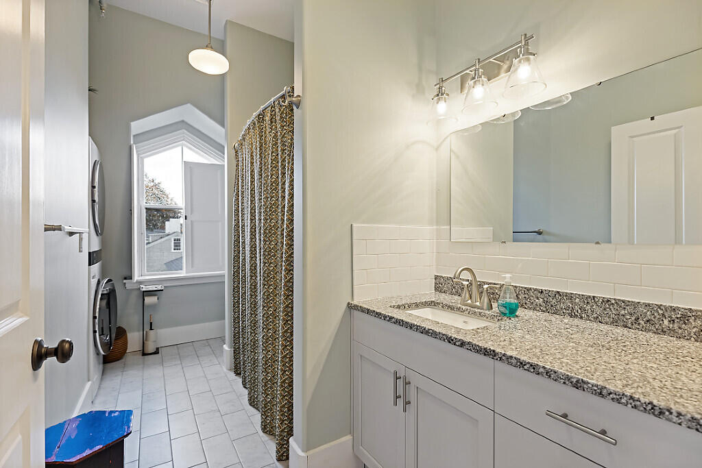 15 Middle Street Hallowell ME 04347