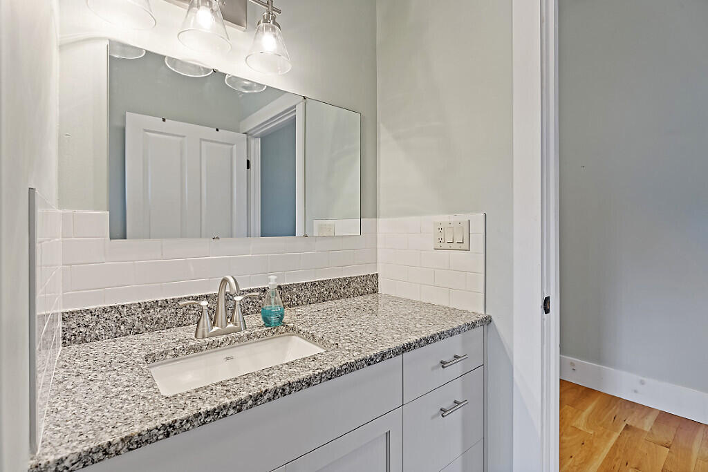 15 Middle Street Hallowell ME 04347