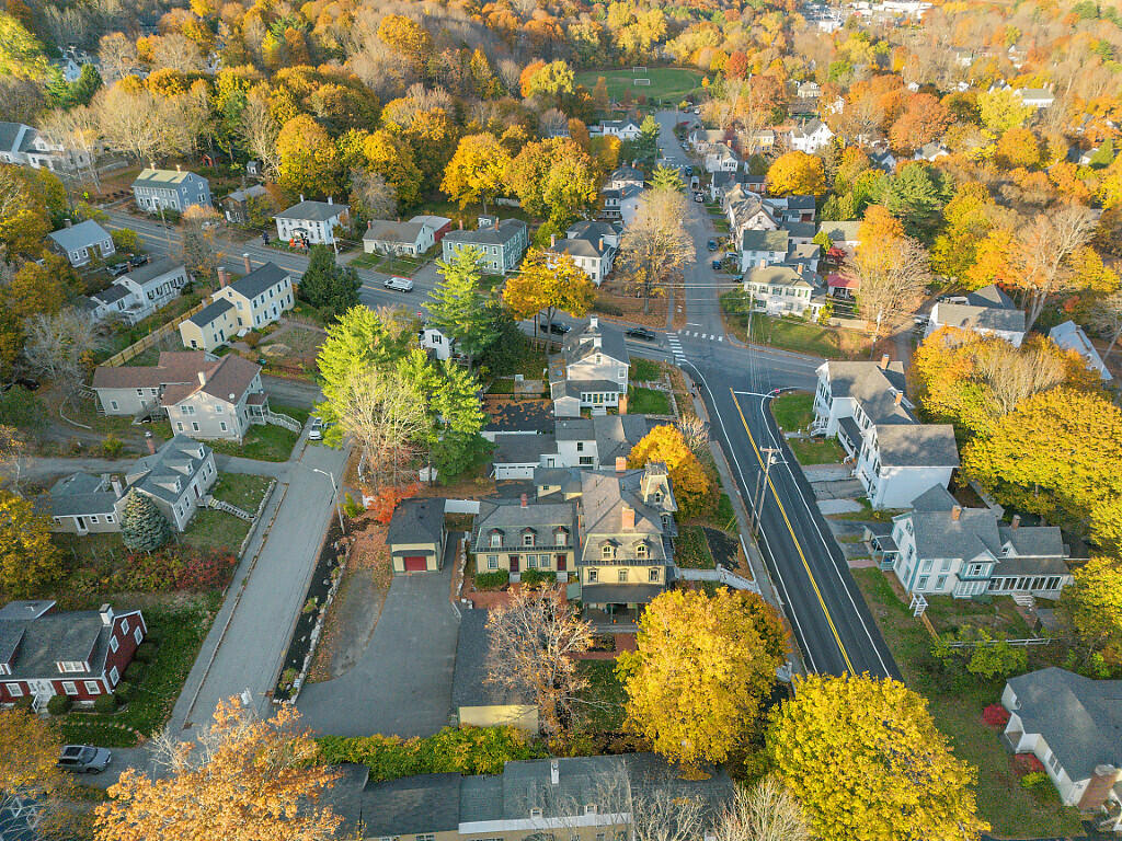 15 Middle Street Hallowell ME 04347