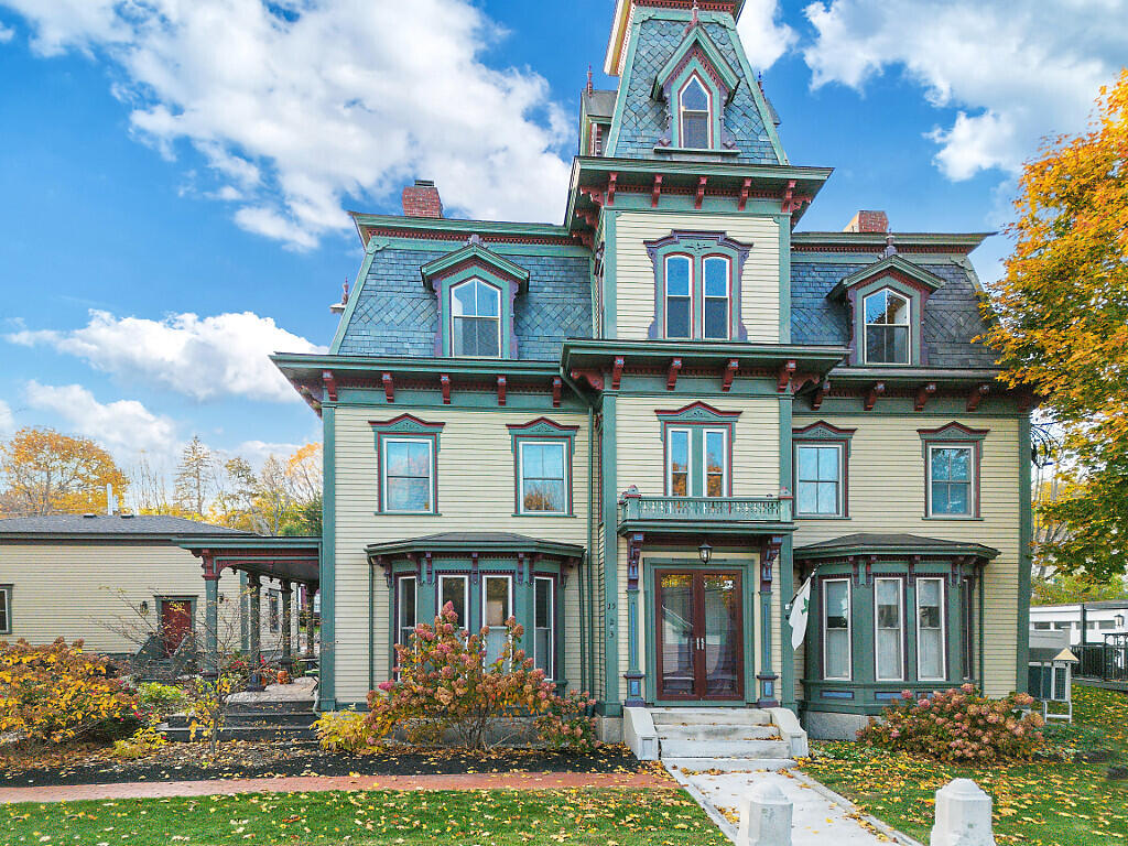 15 Middle Street Hallowell ME 04347