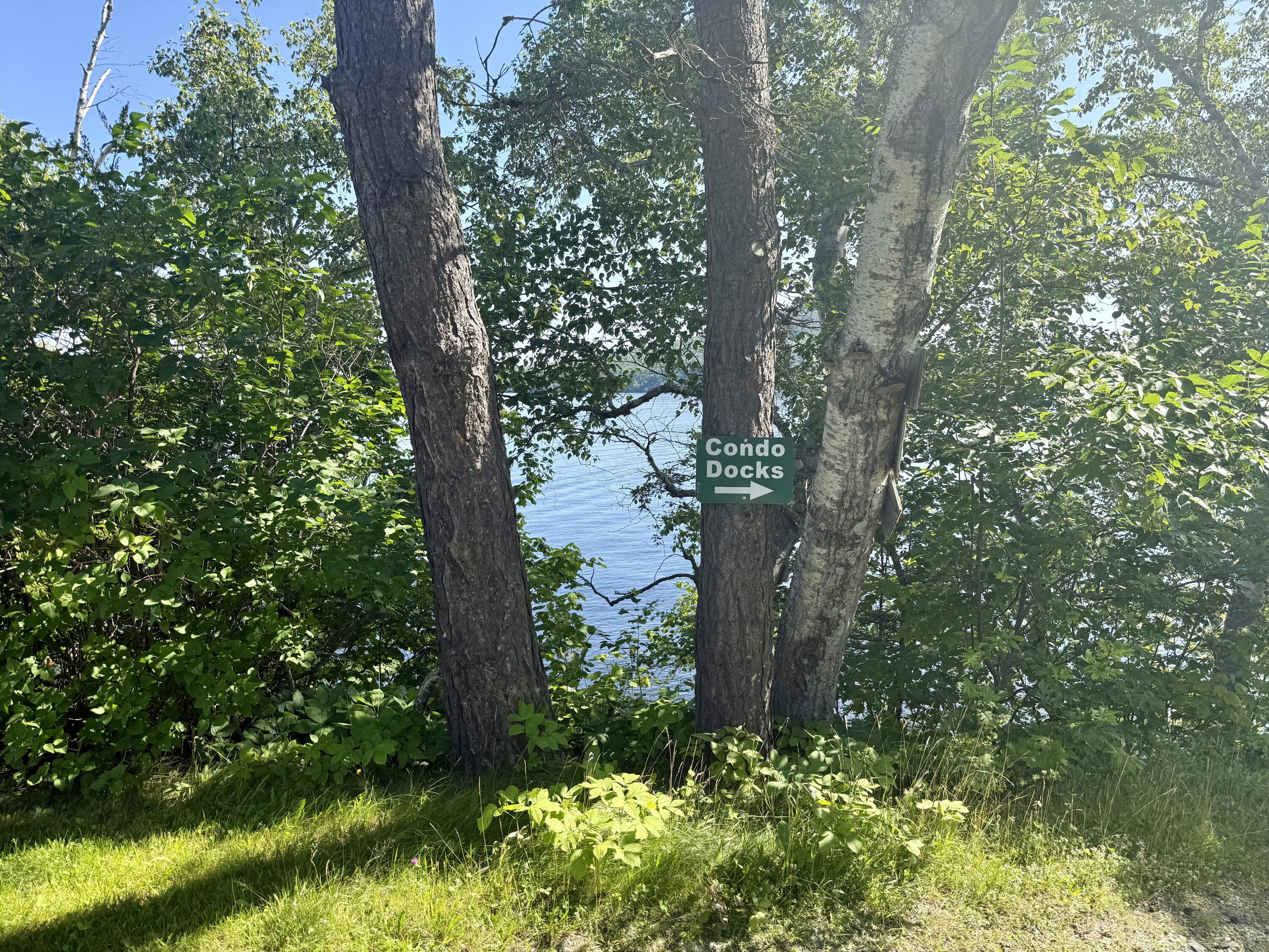 16 Moosehead Motel Lane Rockwood T1 R1 Nbkp ME 04478