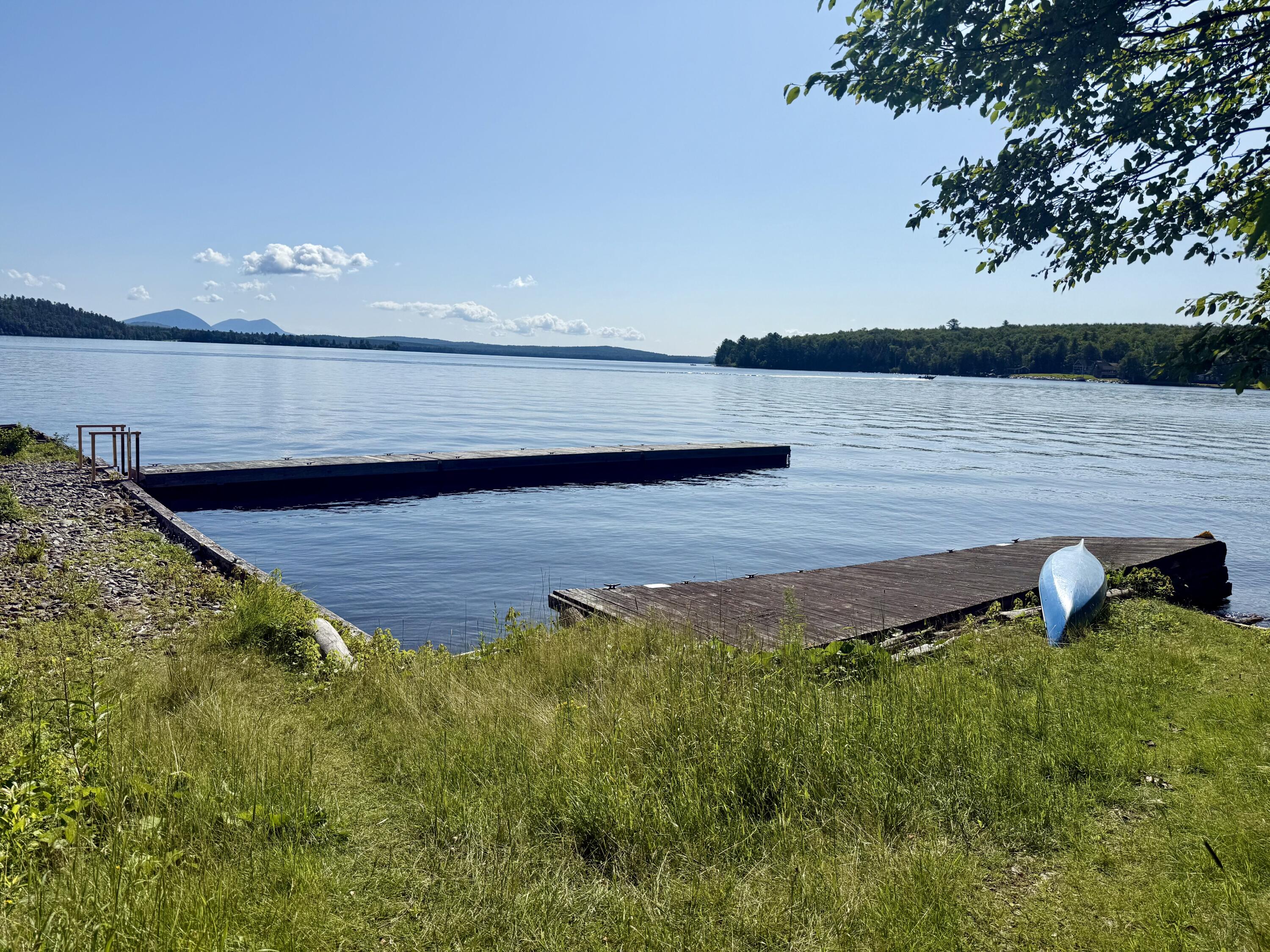 16 Moosehead Motel Lane Rockwood T1 R1 Nbkp ME 04478