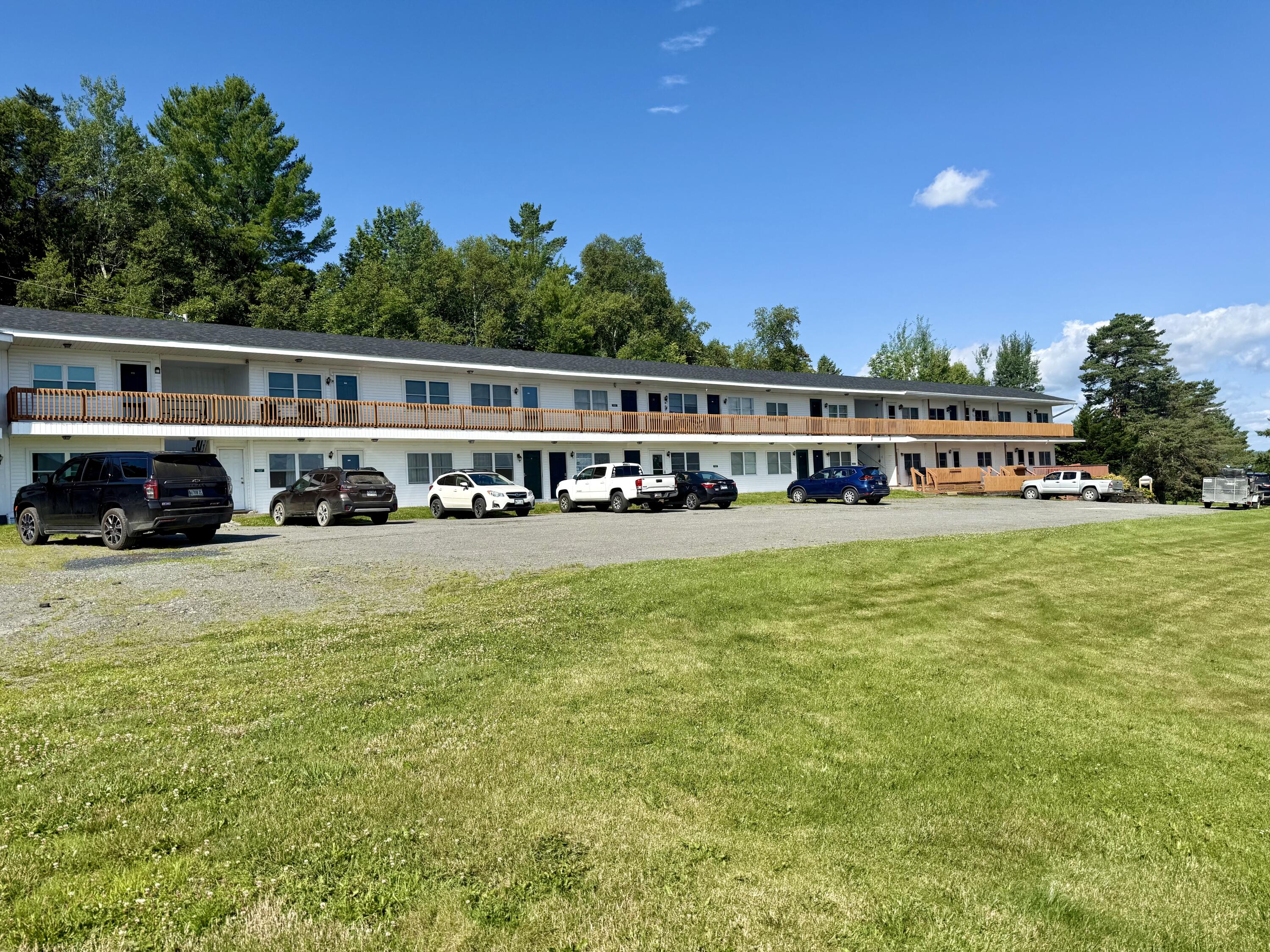 16 Moosehead Motel Lane Rockwood T1 R1 Nbkp ME 04478