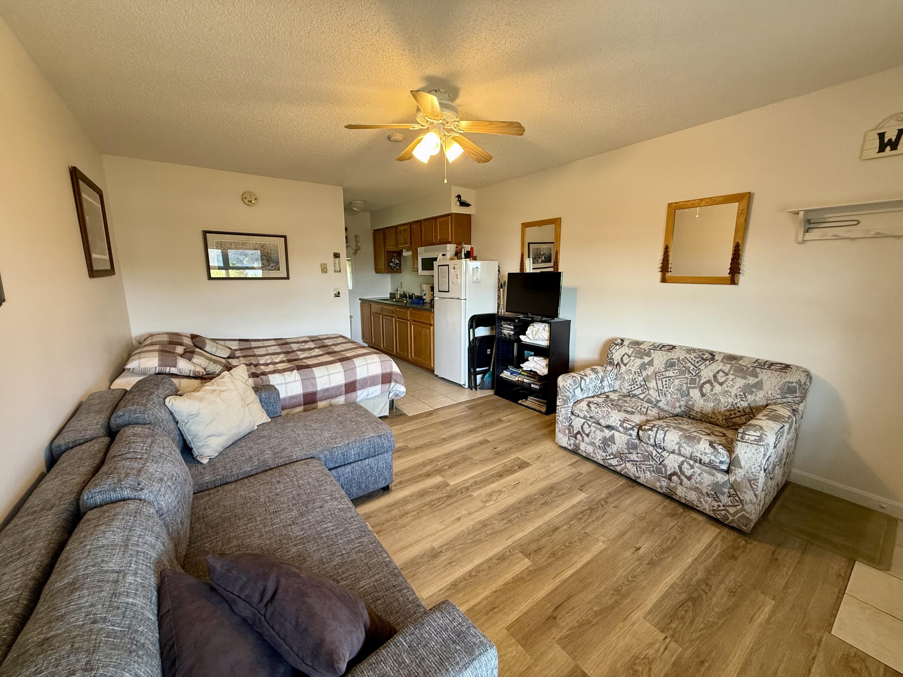 16 Moosehead Motel Lane Rockwood T1 R1 Nbkp ME 04478