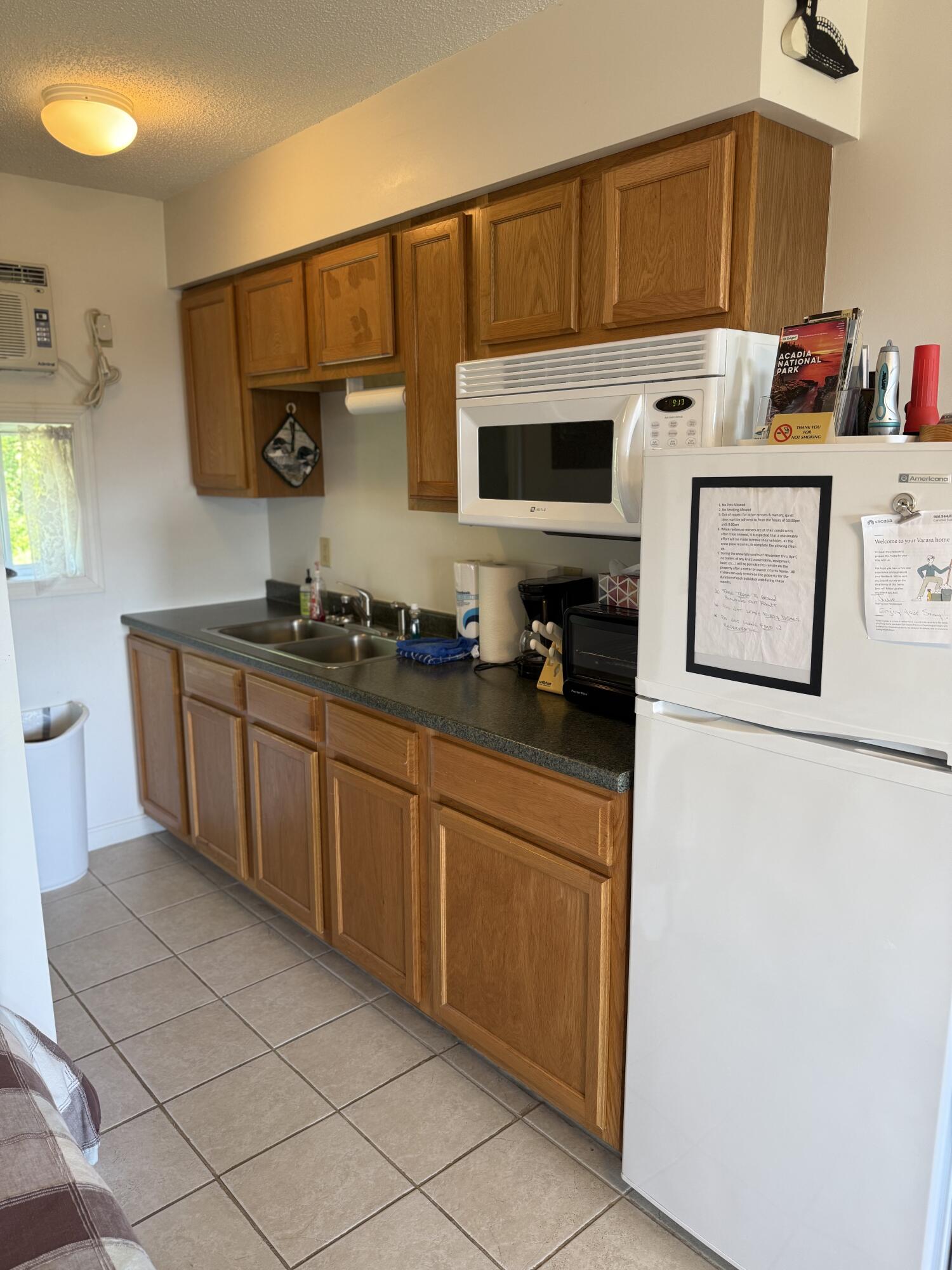 16 Moosehead Motel Lane Rockwood T1 R1 Nbkp ME 04478