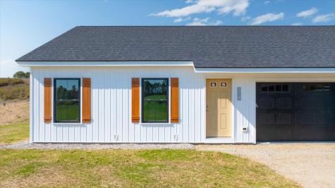 3 Freedom Farm Road Auburn ME 04210