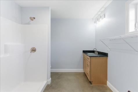 3 Freedom Farm Road Auburn ME 04210