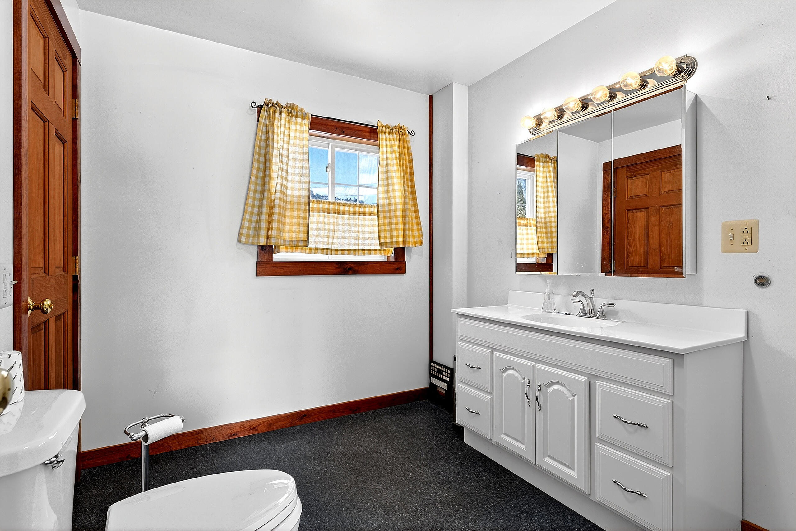 5 Lyons Lane Rangeley ME 04970