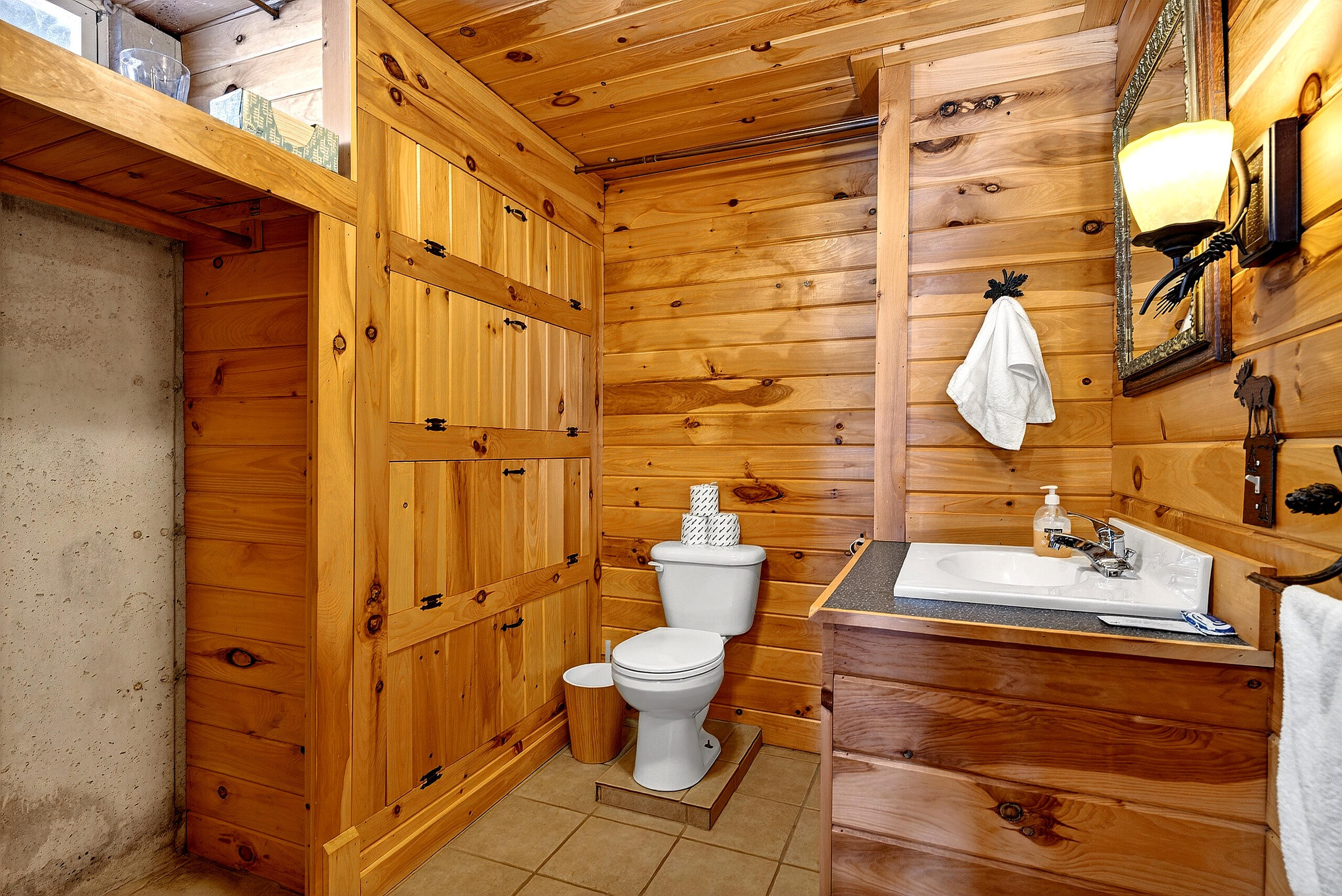 5 Lyons Lane Rangeley ME 04970