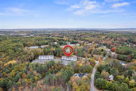 9 Ledges Court Lewiston ME 04240