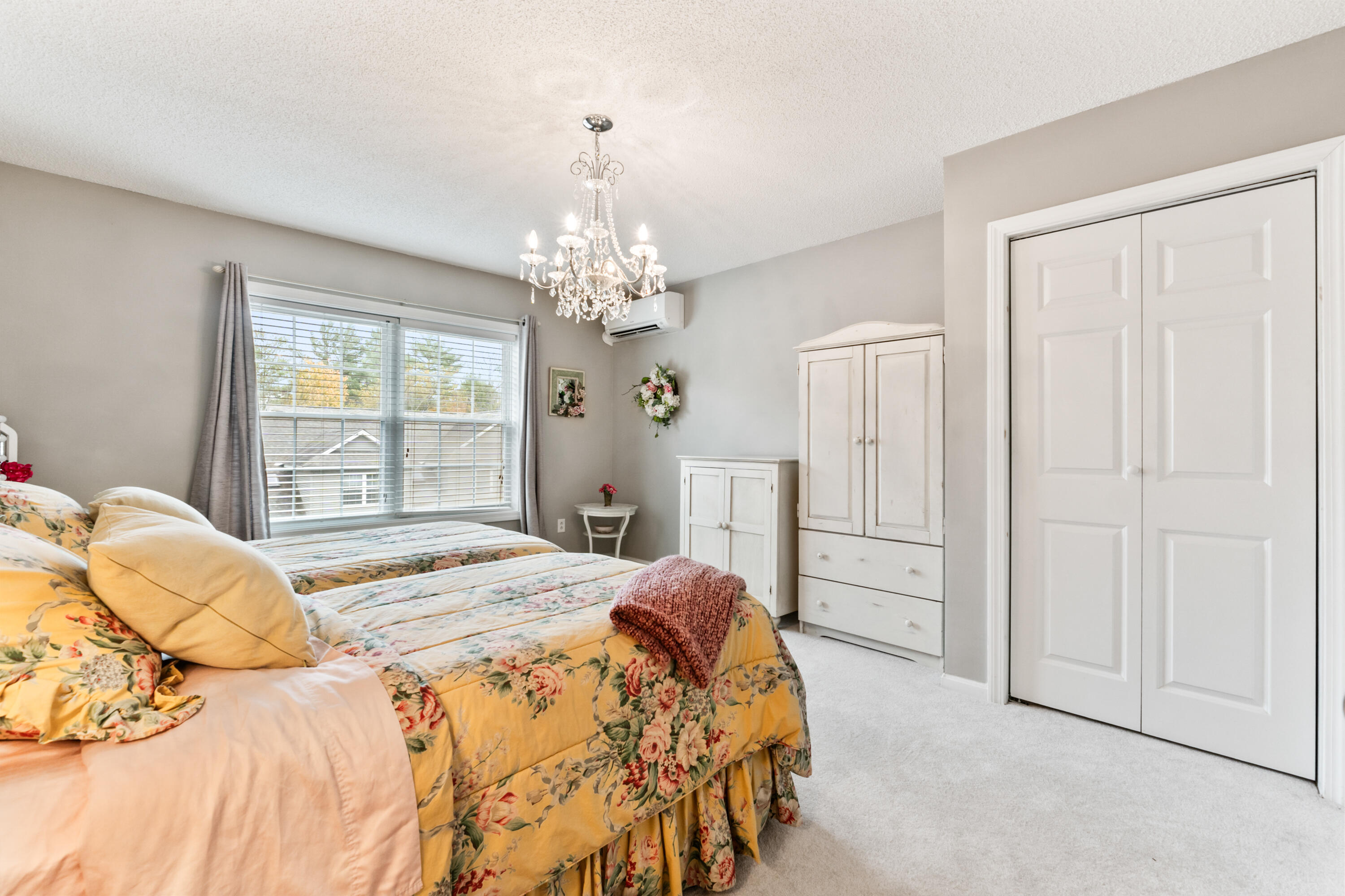 9 Ledges Court Lewiston ME 04240