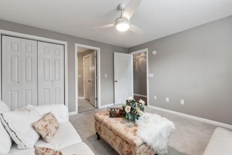 9 Ledges Court Lewiston ME 04240