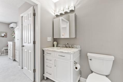 9 Ledges Court Lewiston ME 04240